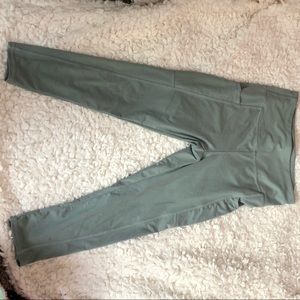 Leggings with pockets